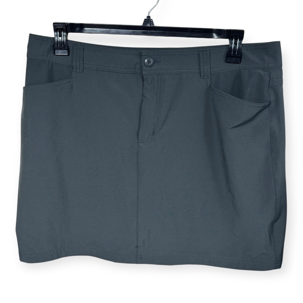 Eddie Bauer Women's Gray Midi Skirt with Shorts‎ Liner Size 14